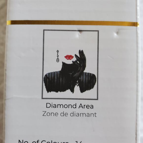 Diamond Dotz Lady in Black Art Kit - Picture 2 of 6